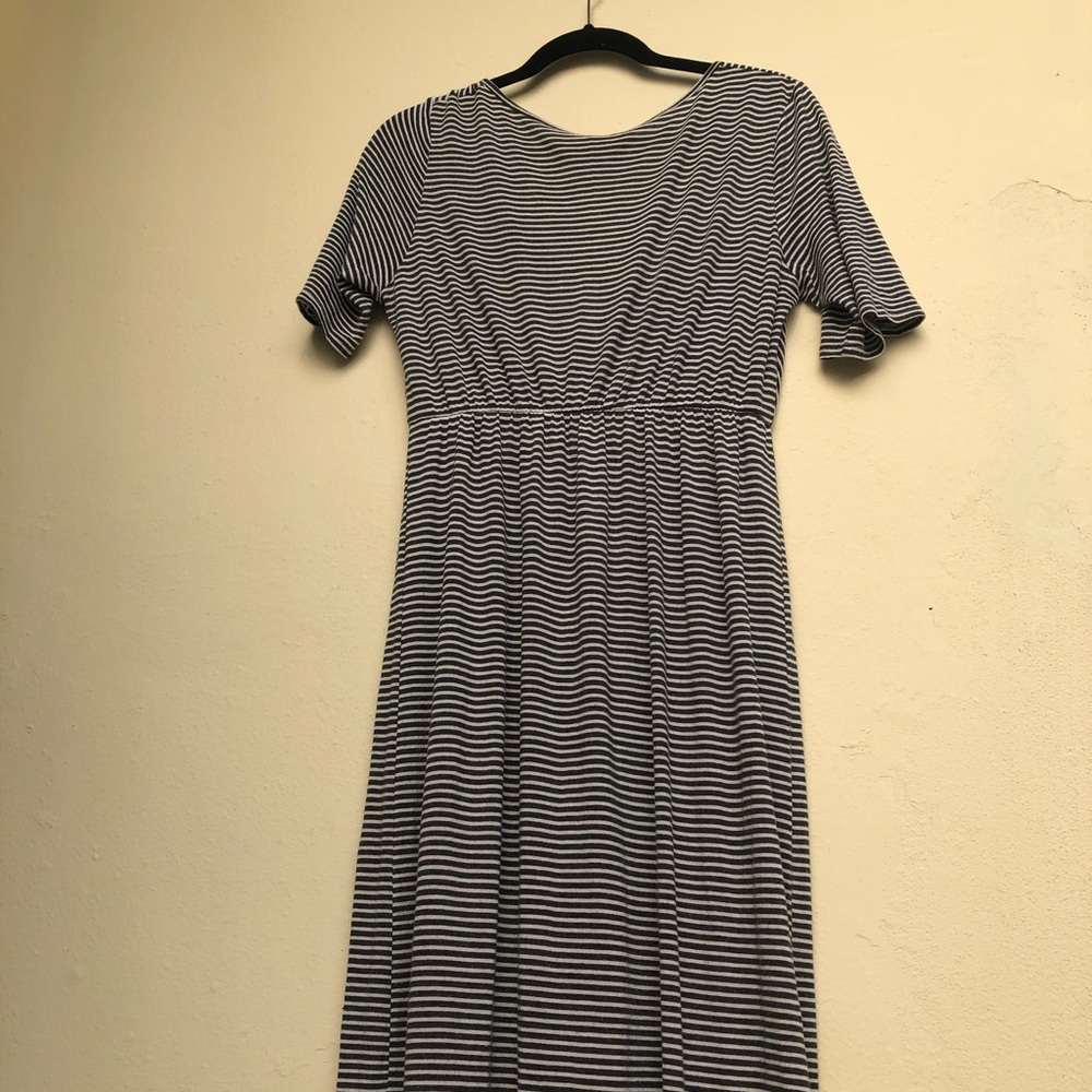 MAXI DRESS - Picture 2 of 3